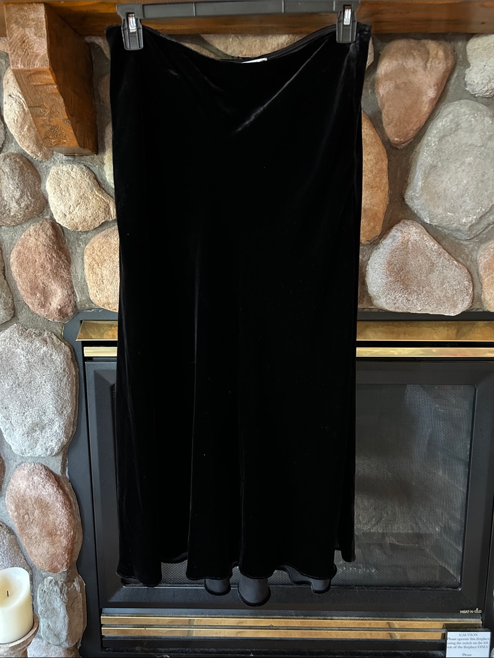 Argent Women’s Black Velvet Bias A-Line Skirt, Size L